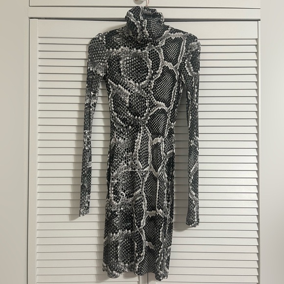 Just Cavalli Snakeskin-effect mini fitted dress size Small - Picture 1 of 5
